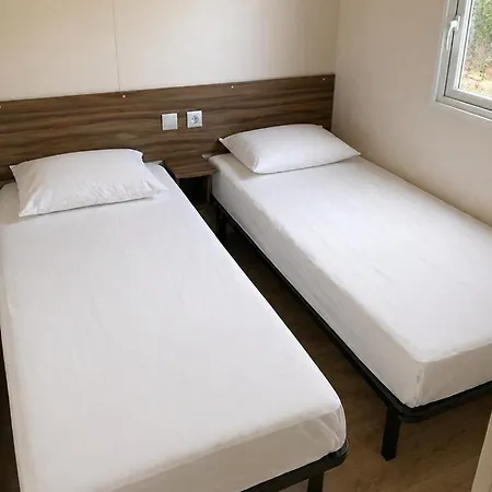 Mobil-home Climatise 6 Pers Avec Terrasse Couverte * Ла-Трамблад