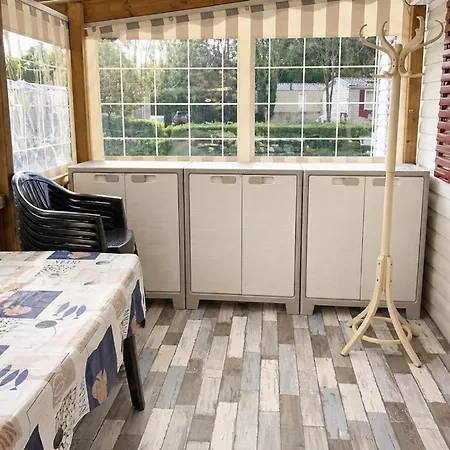 营地 Mobil-home Climatise 6 Pers Avec Terrasse Couverte *