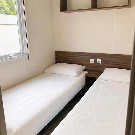 Mobil-home Climatise 6 Pers Avec Terrasse Couverte Кемпинг Ла-Трамблад